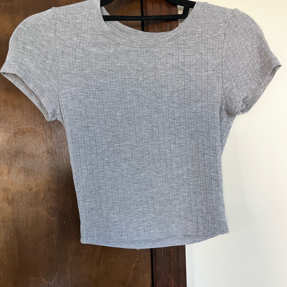 Bozzolo Light Gray Ribbed Crop Top